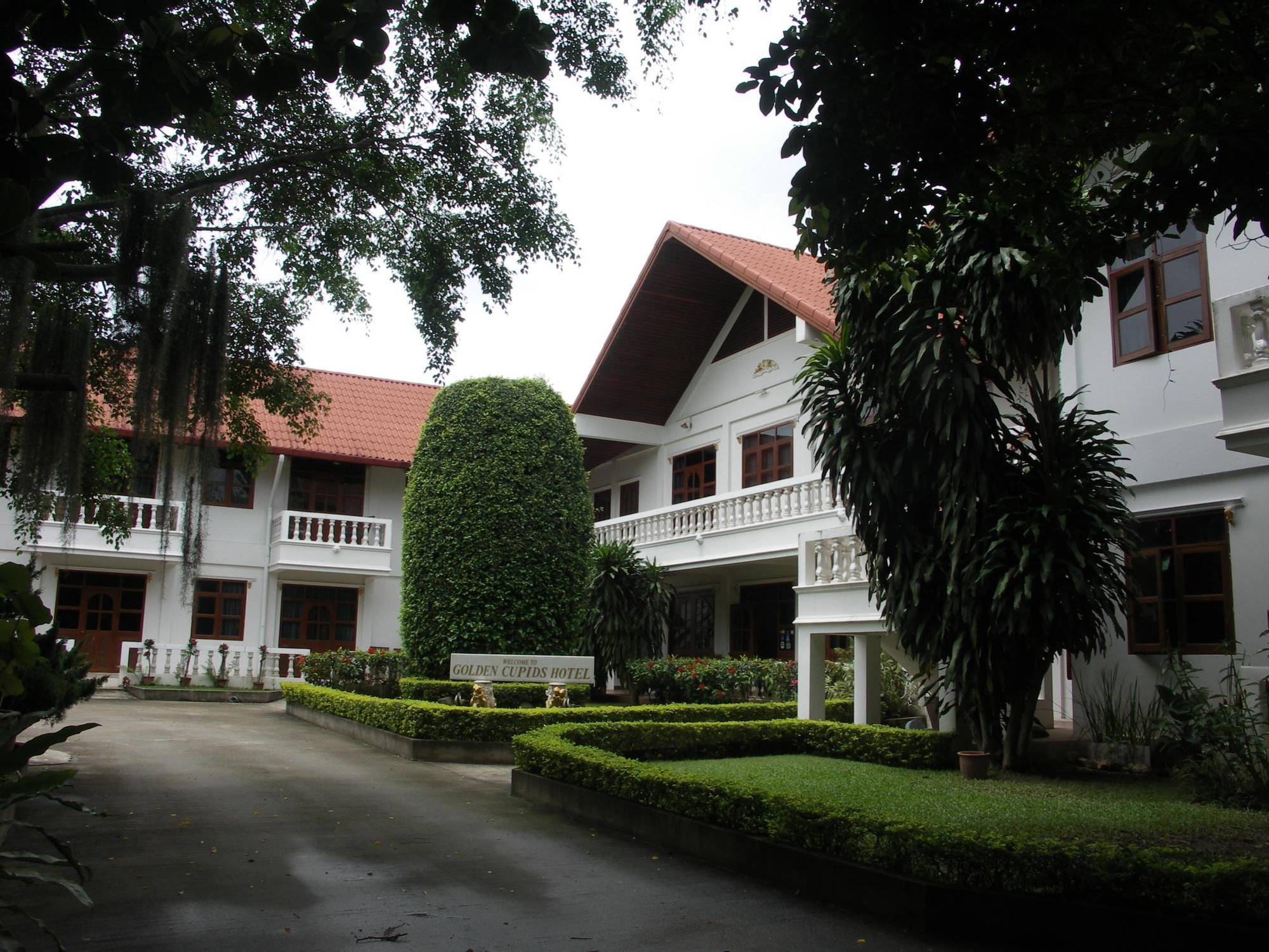 Golden Cupids Hotel เชียงใหม่ ภายนอก รูปภาพ